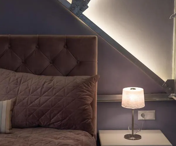 Lofts * كافالا