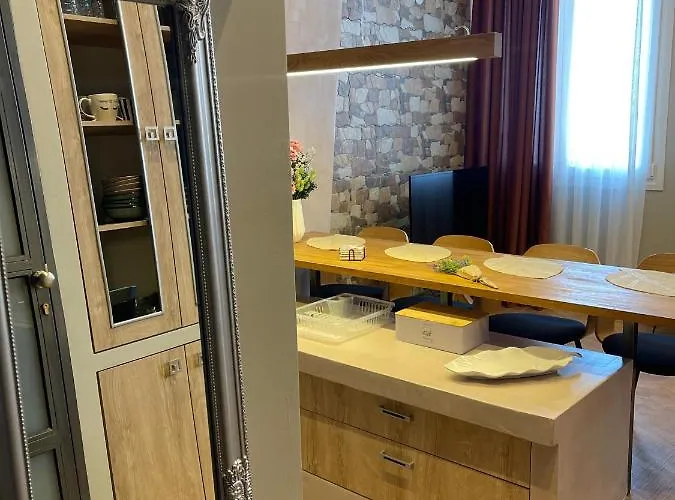 Lofts * كافالا